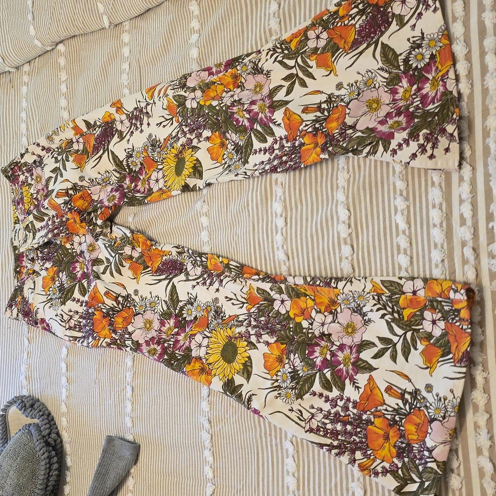 Wrangler Wanderer Wide-Leg Pants